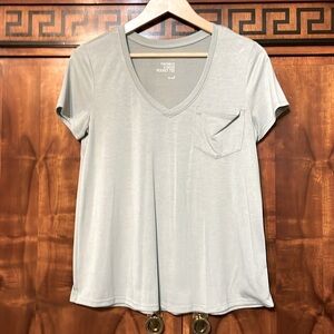 So Women’s top short sleeve Size Small light blueish/grayish V-neck pocket tee